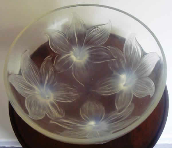 Rene Lalique Bowl Lys