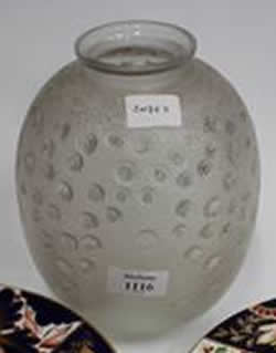 Rene Lalique Vase Marguerites