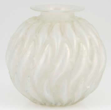 Rene Lalique Vase Marisa