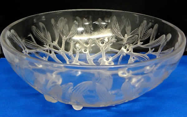 Rene Lalique Bowl Mistletoe