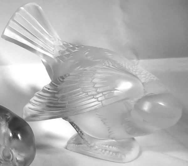Rene Lalique Paperweight Moineau Coquet