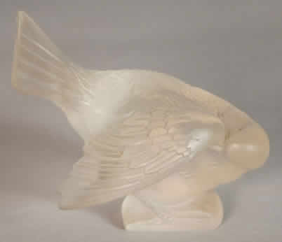 Rene Lalique Paperweight Moineau Coquet