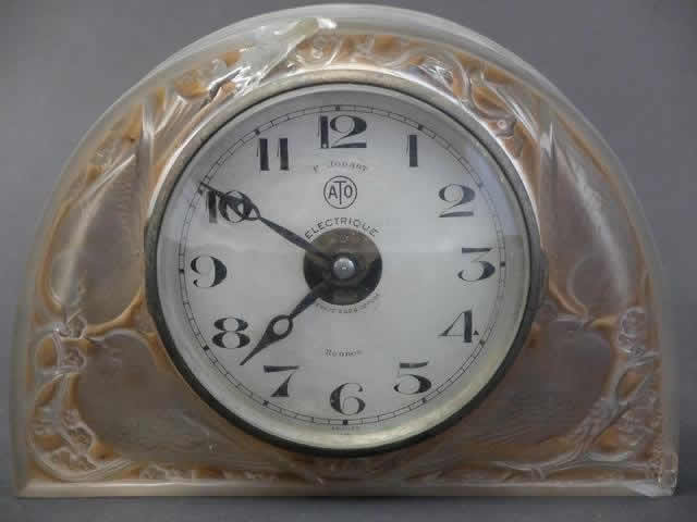 Rene Lalique Clock Moineaux
