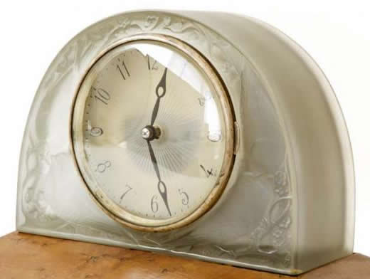 Rene Lalique Clock Moineaux