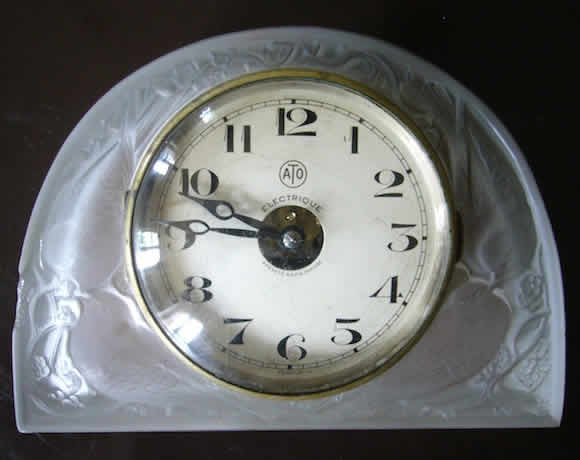 Rene Lalique Table Clock Moineaux