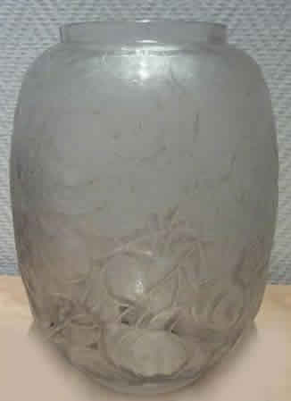 Rene Lalique Vase Monnaie Du Pape