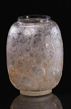 Rene Lalique Vase Monnaie du Pape