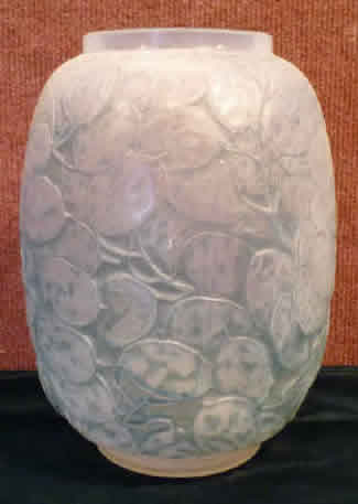 Rene Lalique Vase Monnaie Du Pape