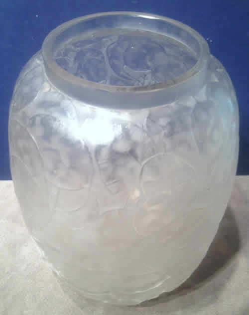 Rene Lalique Vase Monnaie Du Pape