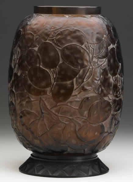 Rene Lalique Vase Monnaie Du Pape