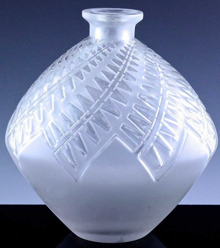 Rene Lalique Vase Montargis