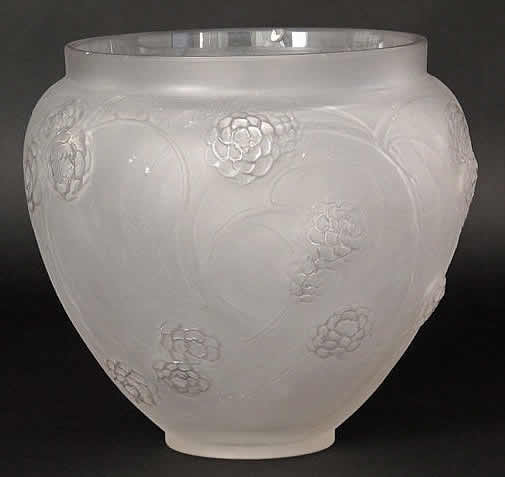 Rene Lalique Vase Nefliers
