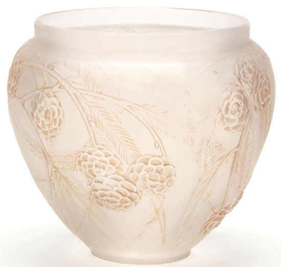 Rene Lalique Vase Nefliers