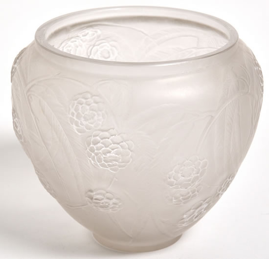 Rene Lalique Vase Nefliers