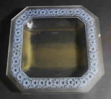 Rene Lalique Plate Paquerettes