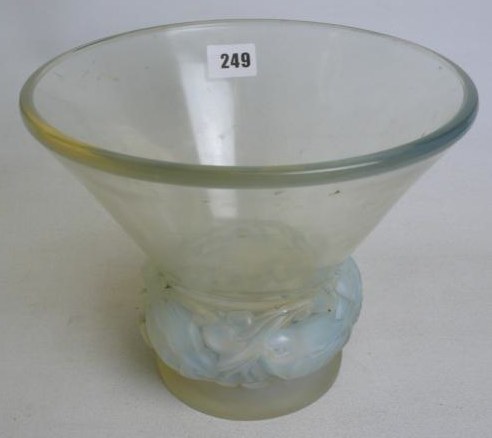 Rene Lalique Vase Pinsons