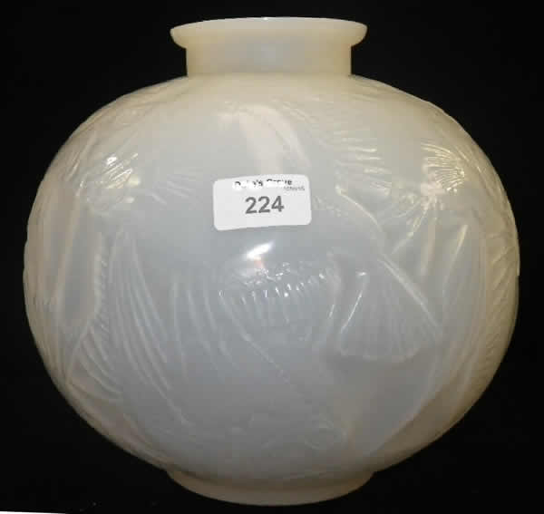 Rene Lalique Vase Poissons