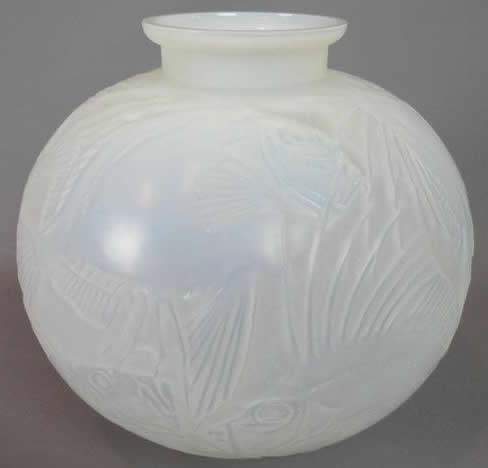 Rene Lalique Vase Poissons