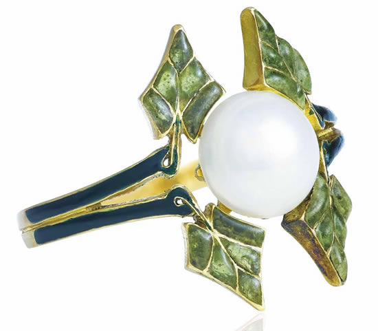 Rene Lalique Quatre Feuilles et Perle Ring
