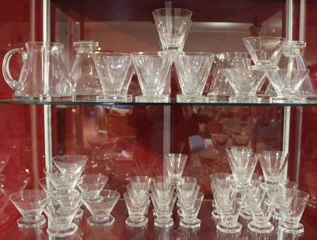Rene Lalique Quincy Tableware