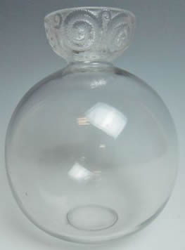 Rene Lalique Vase Rotterdam