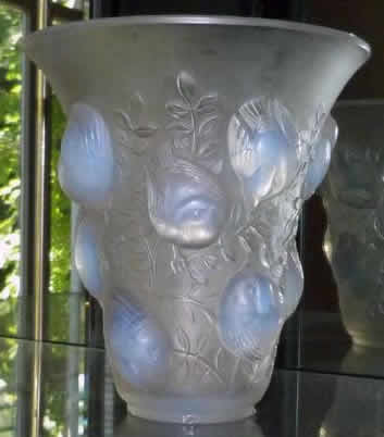 Rene Lalique Vase Saint Francois