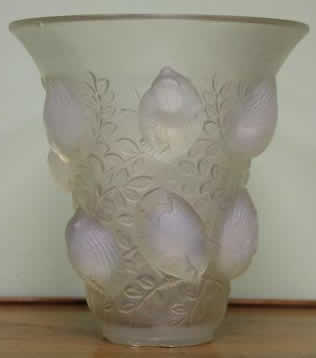 Rene Lalique Vase Saint-Francois