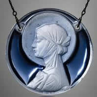 Rene Lalique Pendentif Sainte Odile