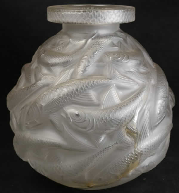 Rene Lalique Vase Salmonides