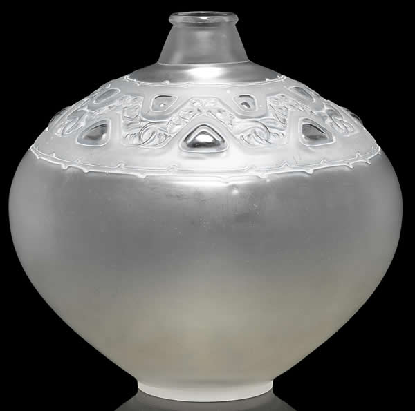 Rene Lalique Vase Sirenes Et Cabochons