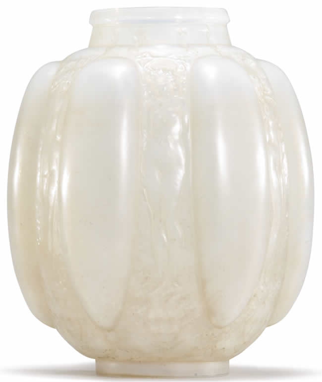 Rene Lalique Vase Six Figurines Et Masques