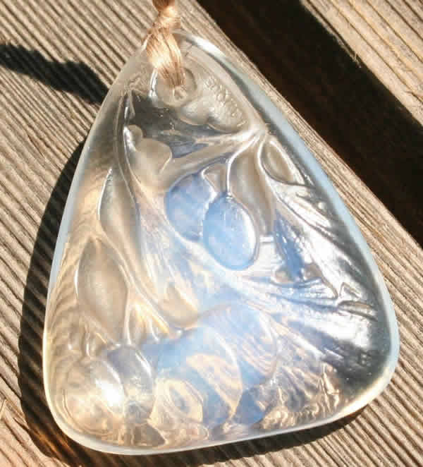 Rene Lalique Pendant Sorbier