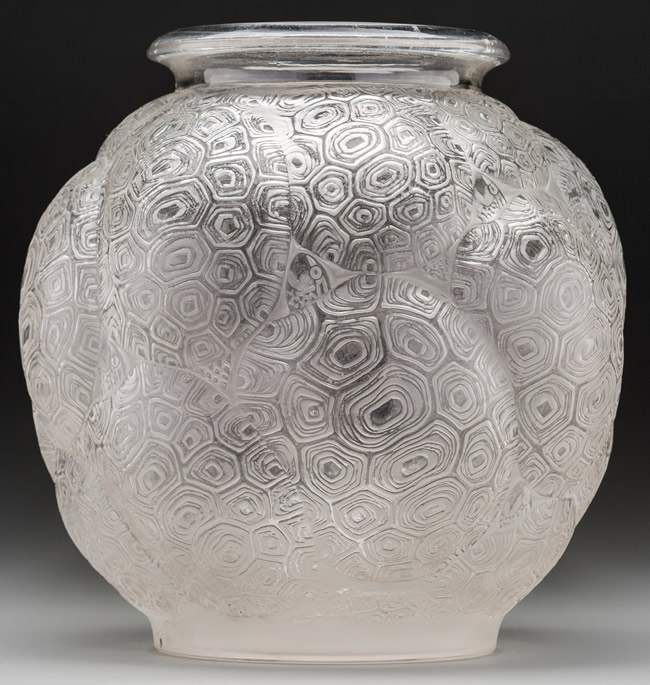 Rene Lalique Vase Tortues