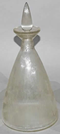 Rene Lalique Carafe Vigne Strie