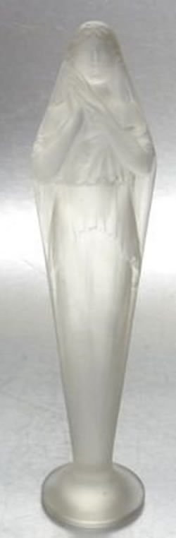 Rene Lalique Statue Voilee Mains Jointes