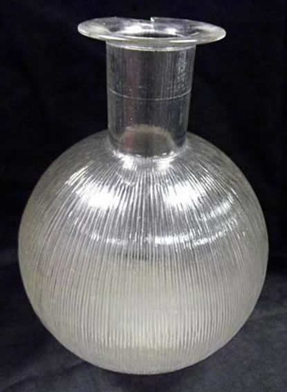 Rene Lalique Carafe Wingen