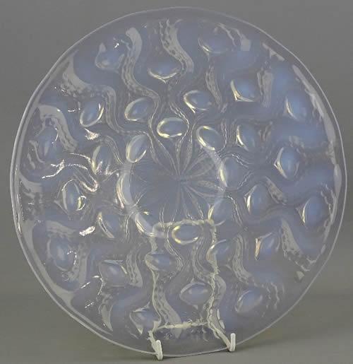 Rene Lalique Plate Bulbes