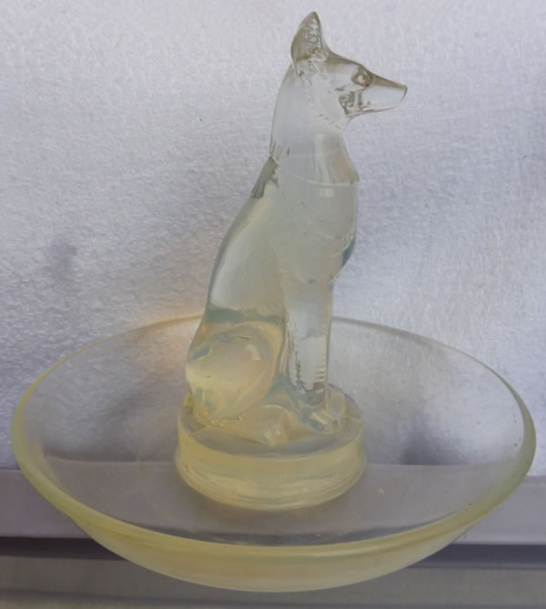 Rene Lalique Cendrier Chien
