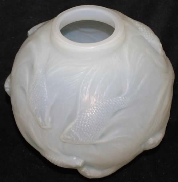 Rene Lalique Vase Formose