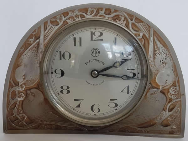 Rene Lalique Clock Moineaux