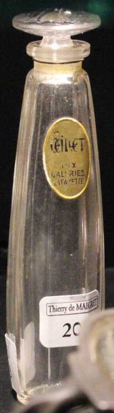 Rene Lalique Perfume Bottle Oeillet