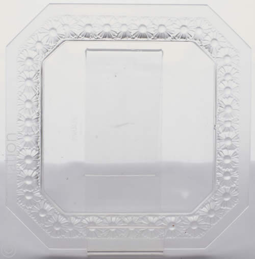 Rene Lalique Plate Paquerettes