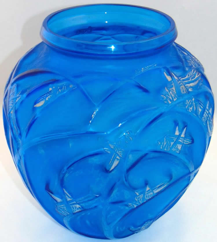 Rene Lalique Vase Sauterelles
