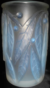 R Lalique Vase Laurier