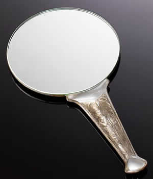 R Lalique Dexu Figurines Hand Mirror